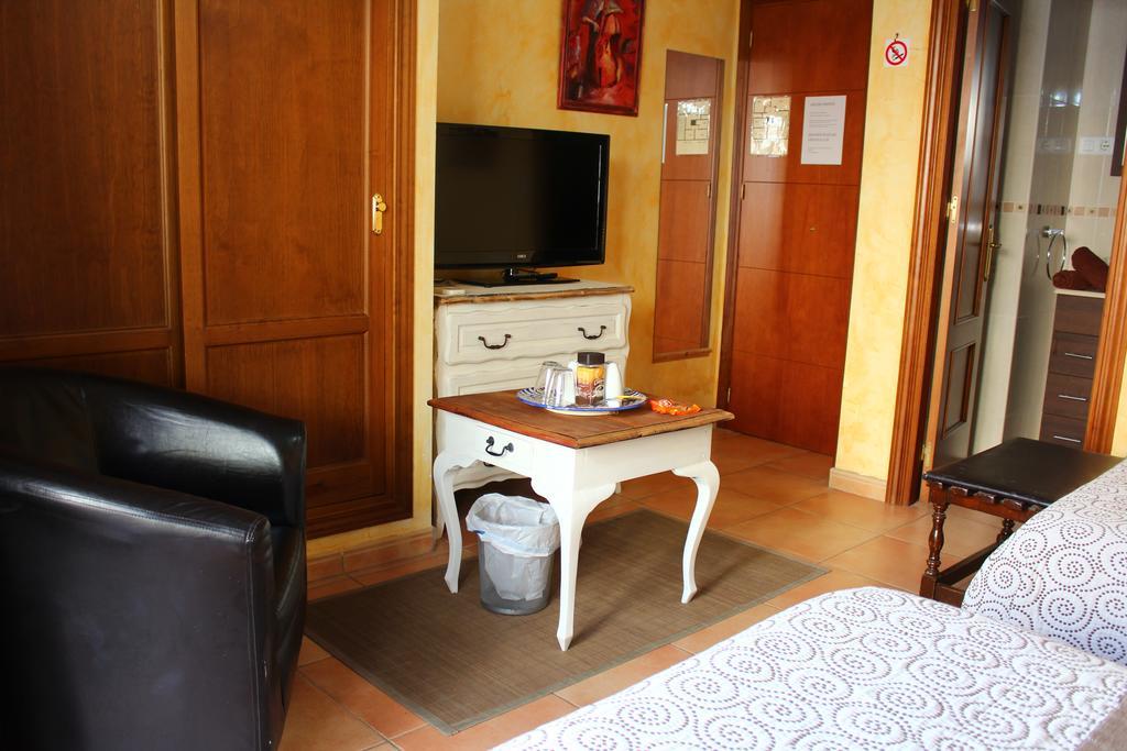 Hostal Don Peque Adult Recommended Nerja Rom bilde